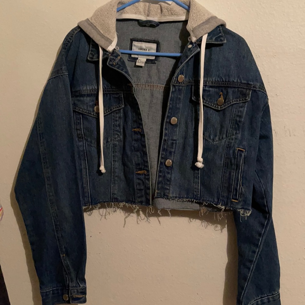 Half denim jacket